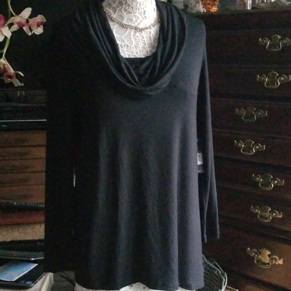 NWT Super Soft Cowl